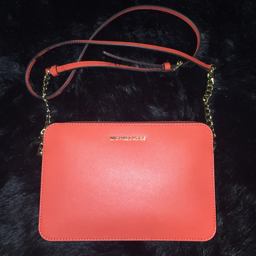 MICHAEL KORS LG EW CROSSBODY LEATHER HANDBAG - Picture 1 of 7